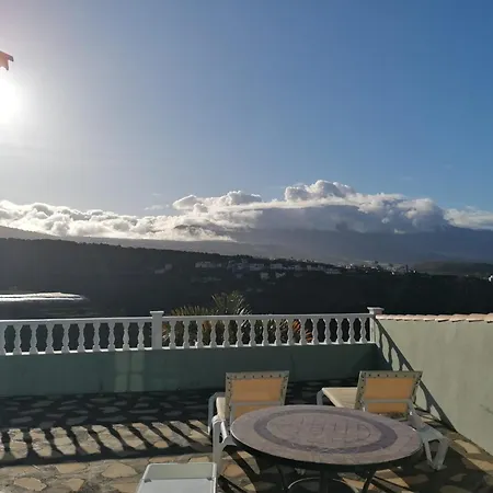 Apartment Vista Hermosa 4 *